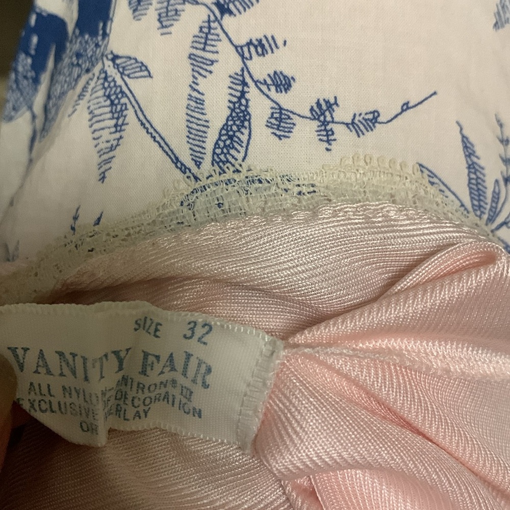 Vintage 70s Lingerie Pink Teddy - Picture 8 of 11
